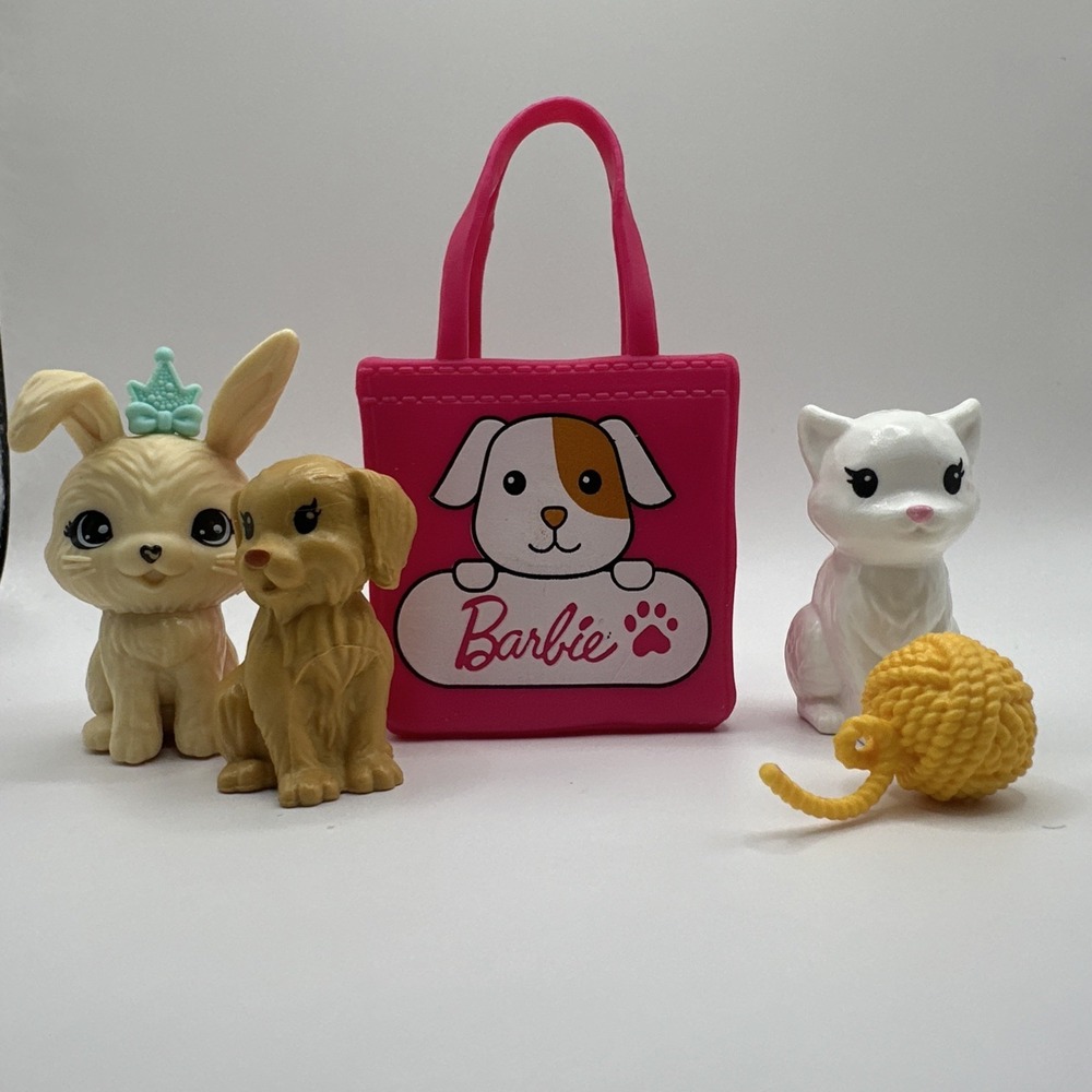 Barbie Doll Pet Shop Boutique Puppy Dog Tote Bag & Various Barbie Pets Lot